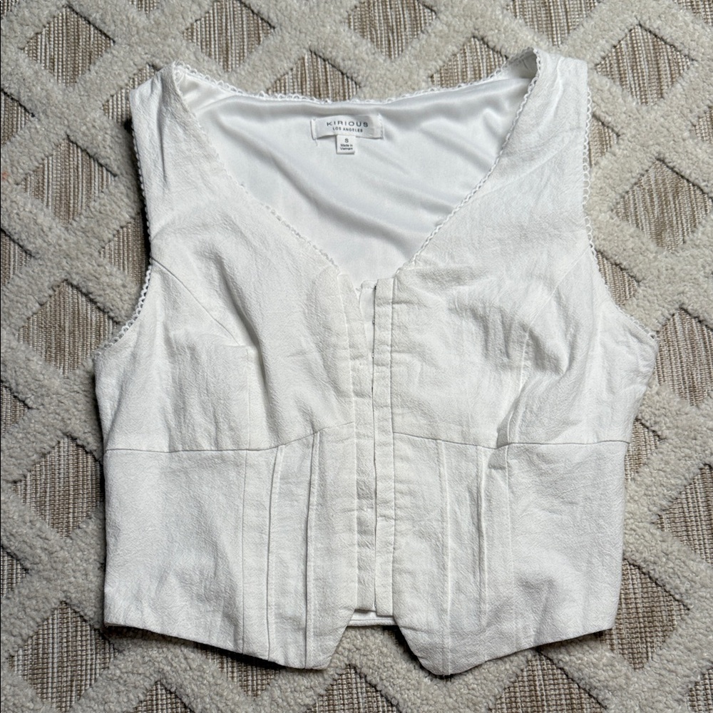 White Sleeveless Blouse